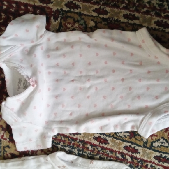3 Set Of Baby Girl Onesies - Picture 3 of 5